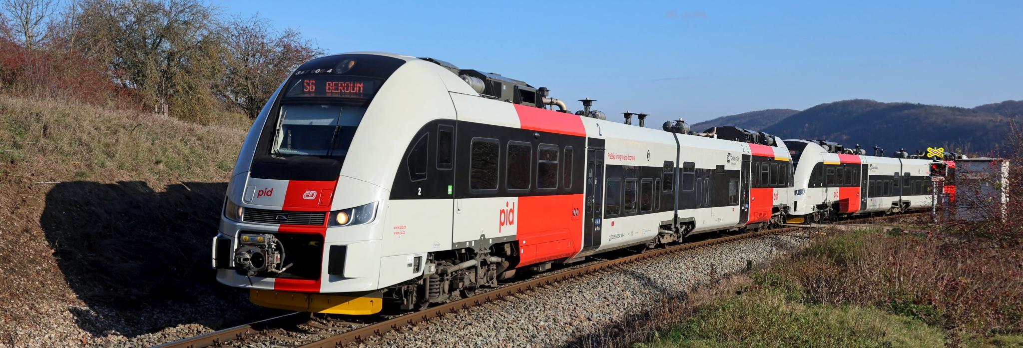 Do středních Čech přijíždějí další RegioFoxy. Nové vlaky budou vozit cestující do Mělníka a Mladé Boleslavi