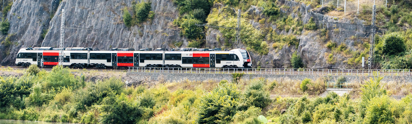 V tendru na provoz jednotek EMU400 poskytují Středočeský kraj a Praha dodatečný čas na zpracování nabídek