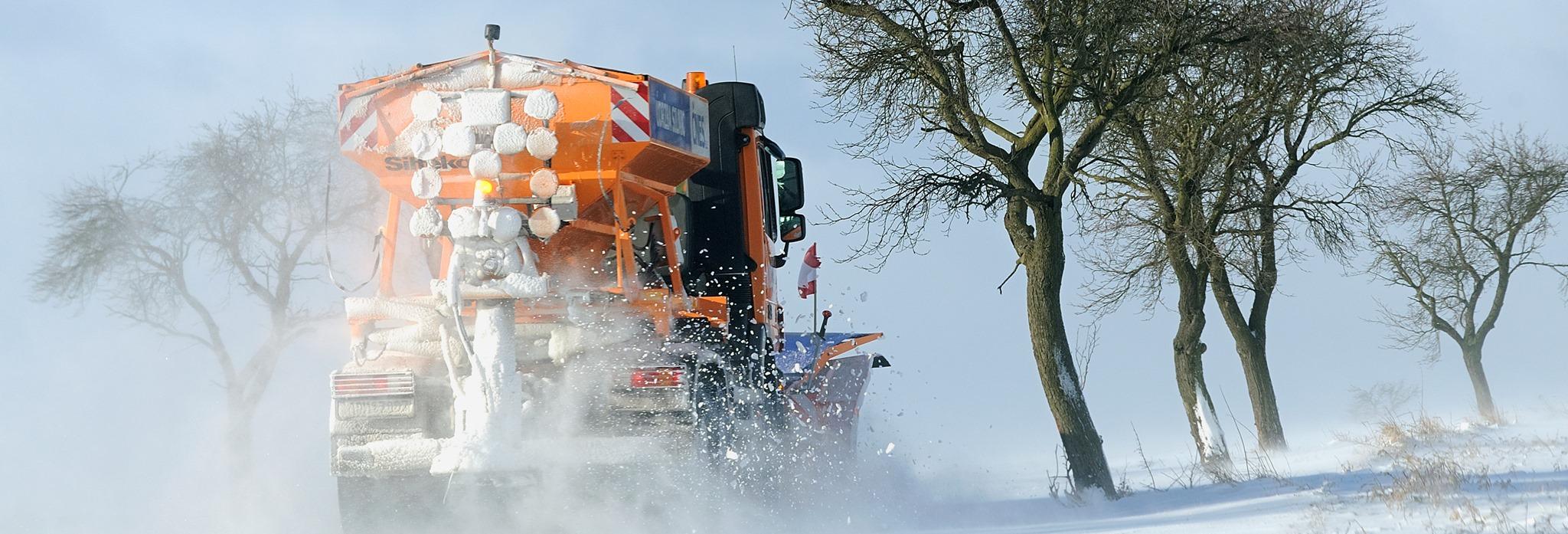 KSÚS zahájí tendr na dodavatele letní a zimní údržby pro oblast Benešovska. Vybírá i dodavatele pro oblast Mnichovohradišťska